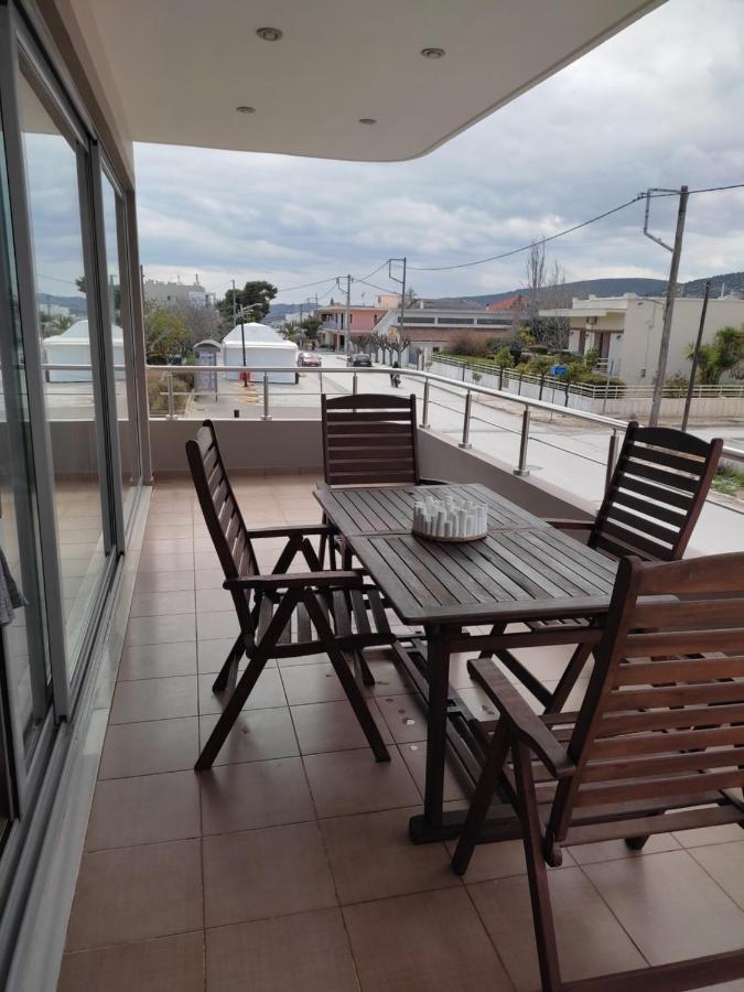 Double M Comfy Flat Apartment Markópoulon Екстериор снимка